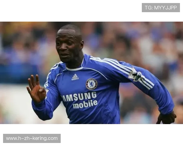 切尔西中路分球打开禁区深处空档