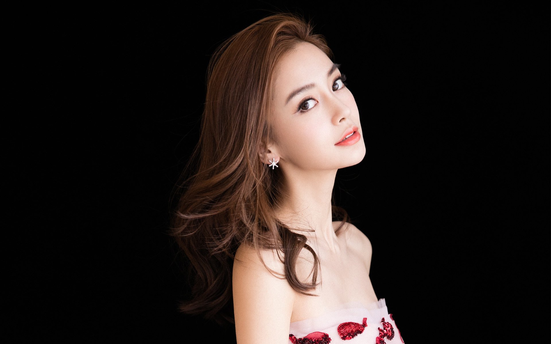 Kaiyun官方登录入口-蛙泳比赛比利时女队表现亮眼，蛙泳比赛视频 高清2018